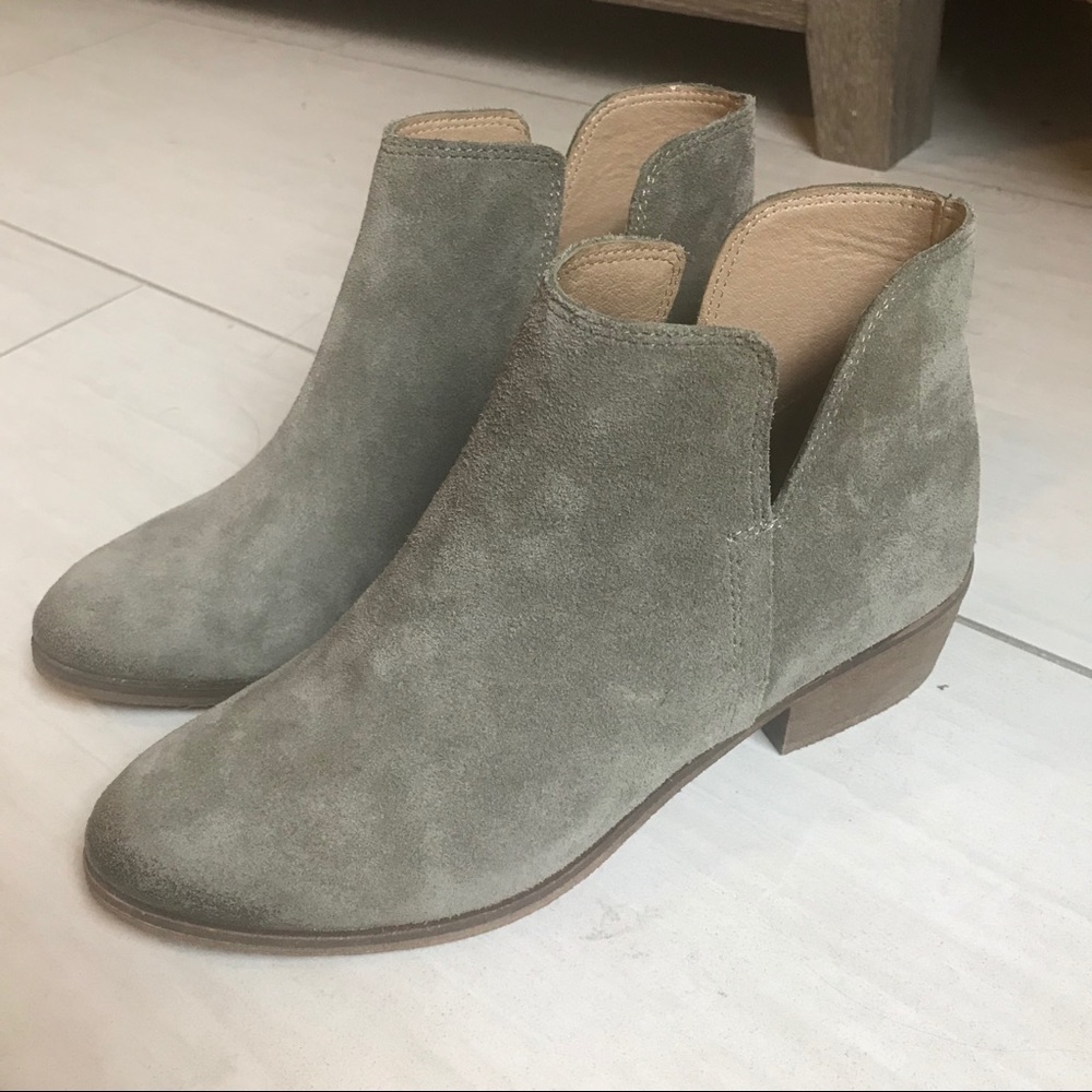 NWOT Splendid “Hamptyn” bootie in Fern size 7